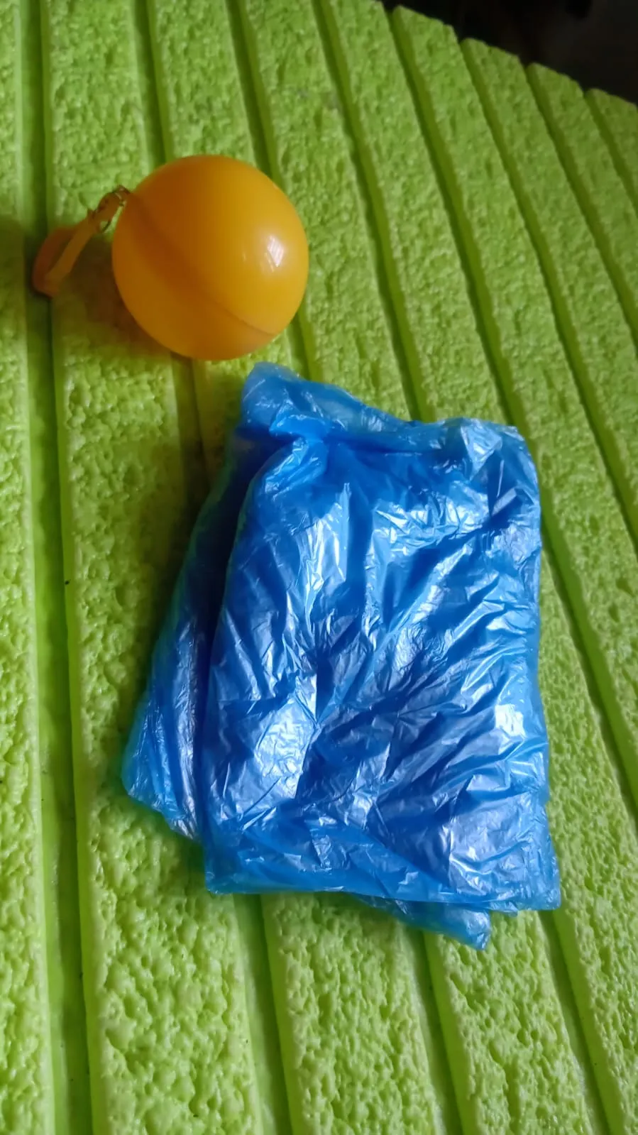 Disposable Kids Raincoat with Hood, Travel-Friendly